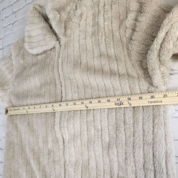Unbranded Womens Medium Jacket Cream Fuzzy Soft Full Zip Teddy Mock Neck - Picture 9 of 10